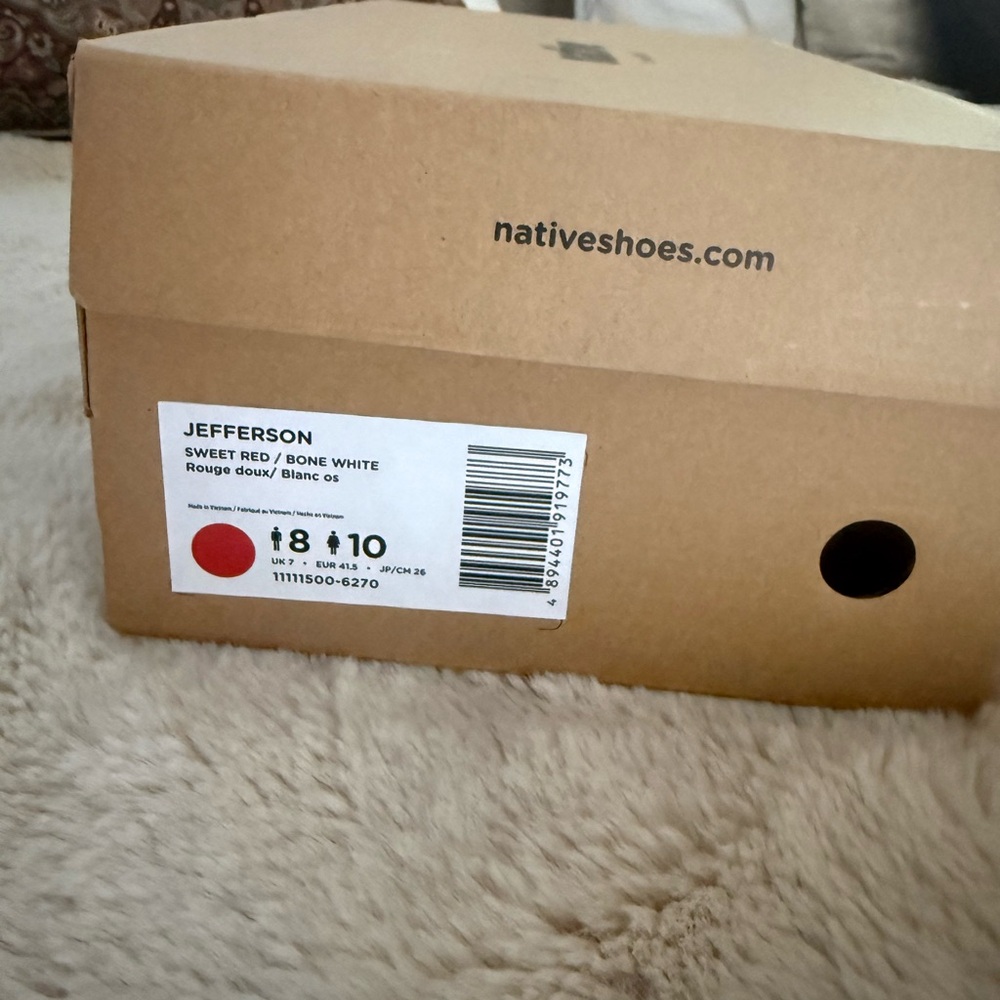 Native Slip-On Sneakers Women’s size 10 new in box - Picture 8 of 12